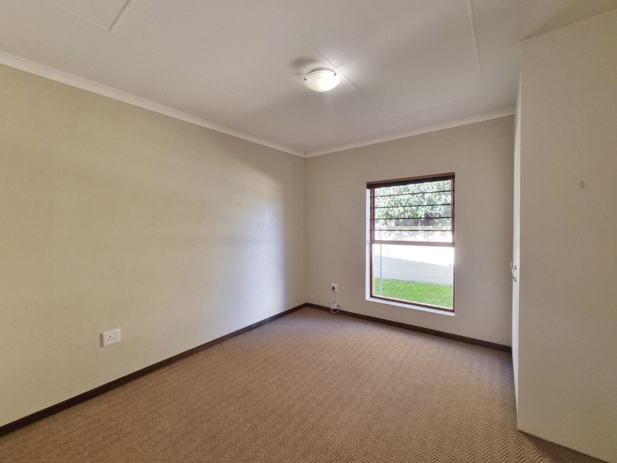 3 Bedroom Property for Sale in Sandbaai Western Cape